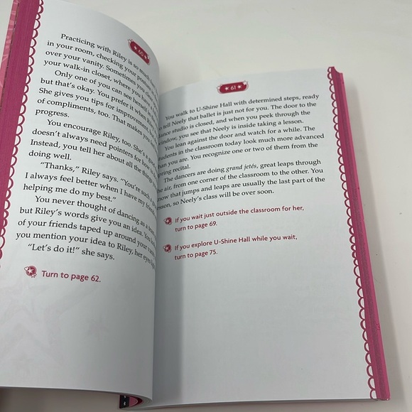 3/$15 AMERICAN GIRL: Into the Spotlight - Innerstar University - Picture 5 of 5